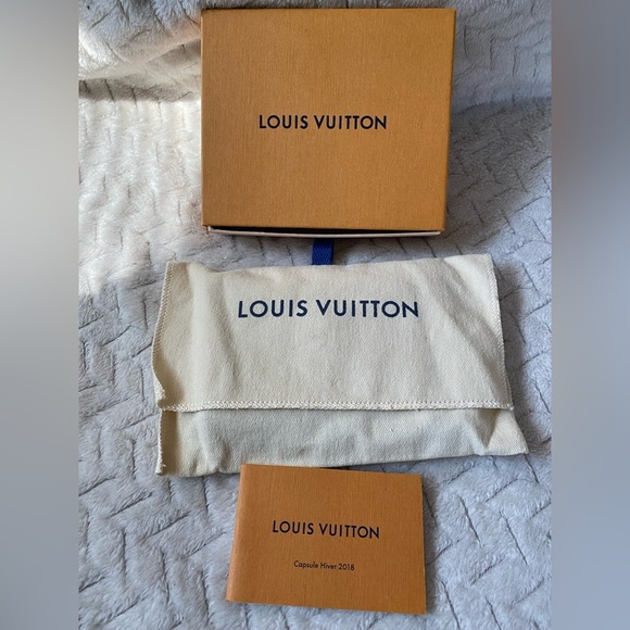 Louis Vuitton monogram kisslock wallet- FULL INCLUSION - Picture 4 of 16